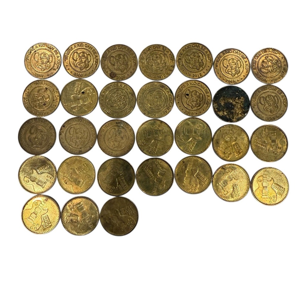 Chuck E Cheese Mix Lot of 30 Arcade Tokens 2005-2014 Chucky Cheese Coins